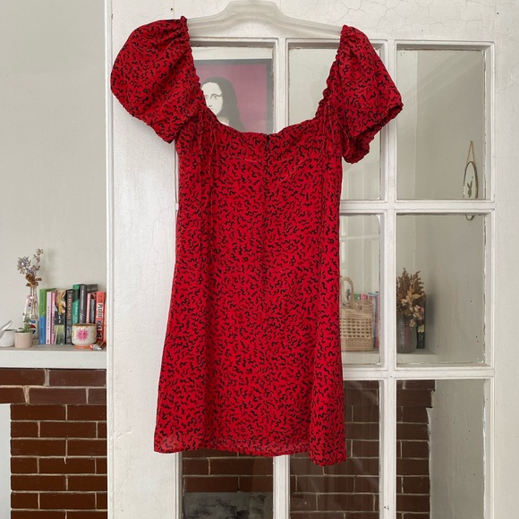 Realisation Par Venus in Red Squiggle - Picture 4 of 4